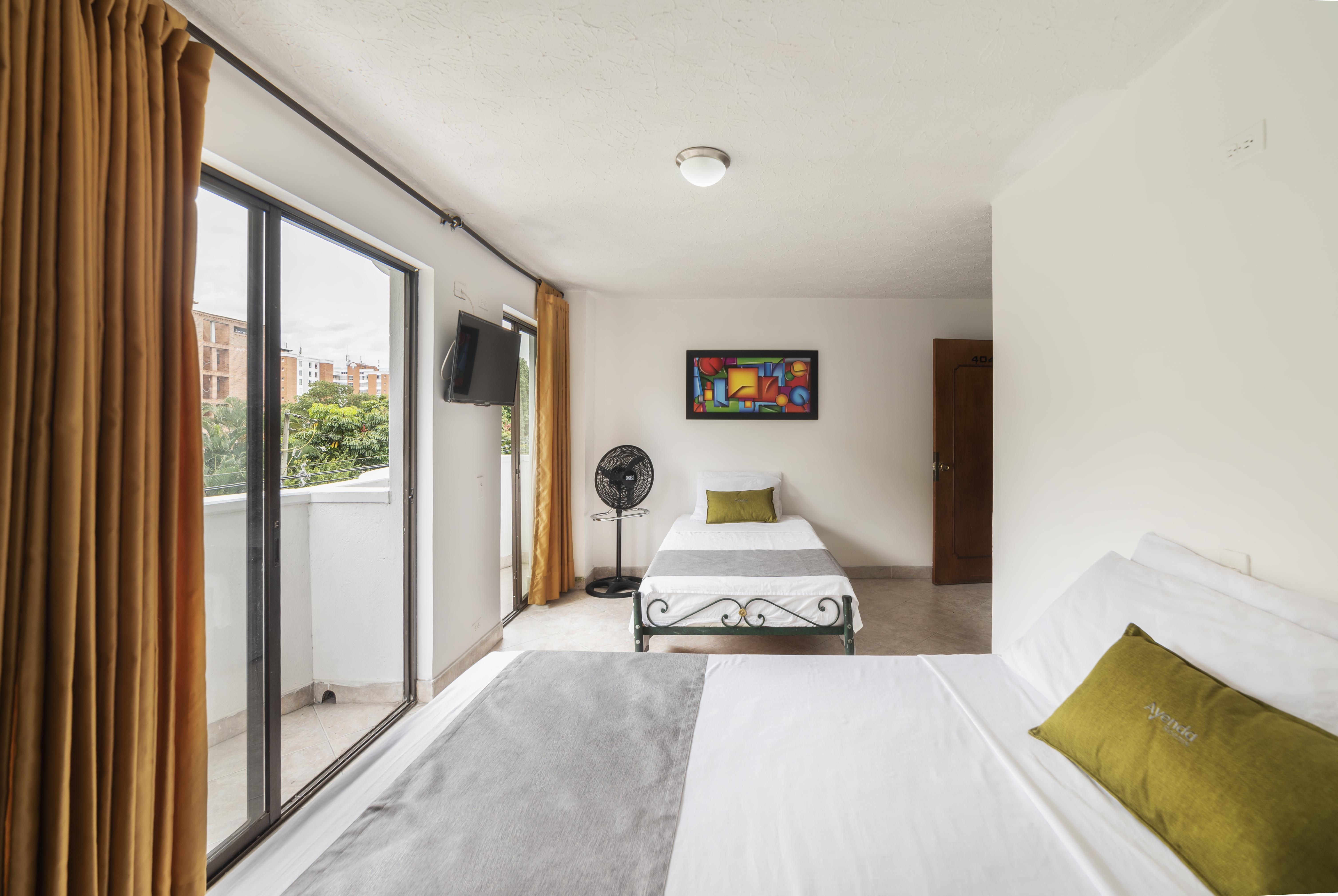 Hotel Balcones Del Estadio เมเดยิน ภายนอก รูปภาพ