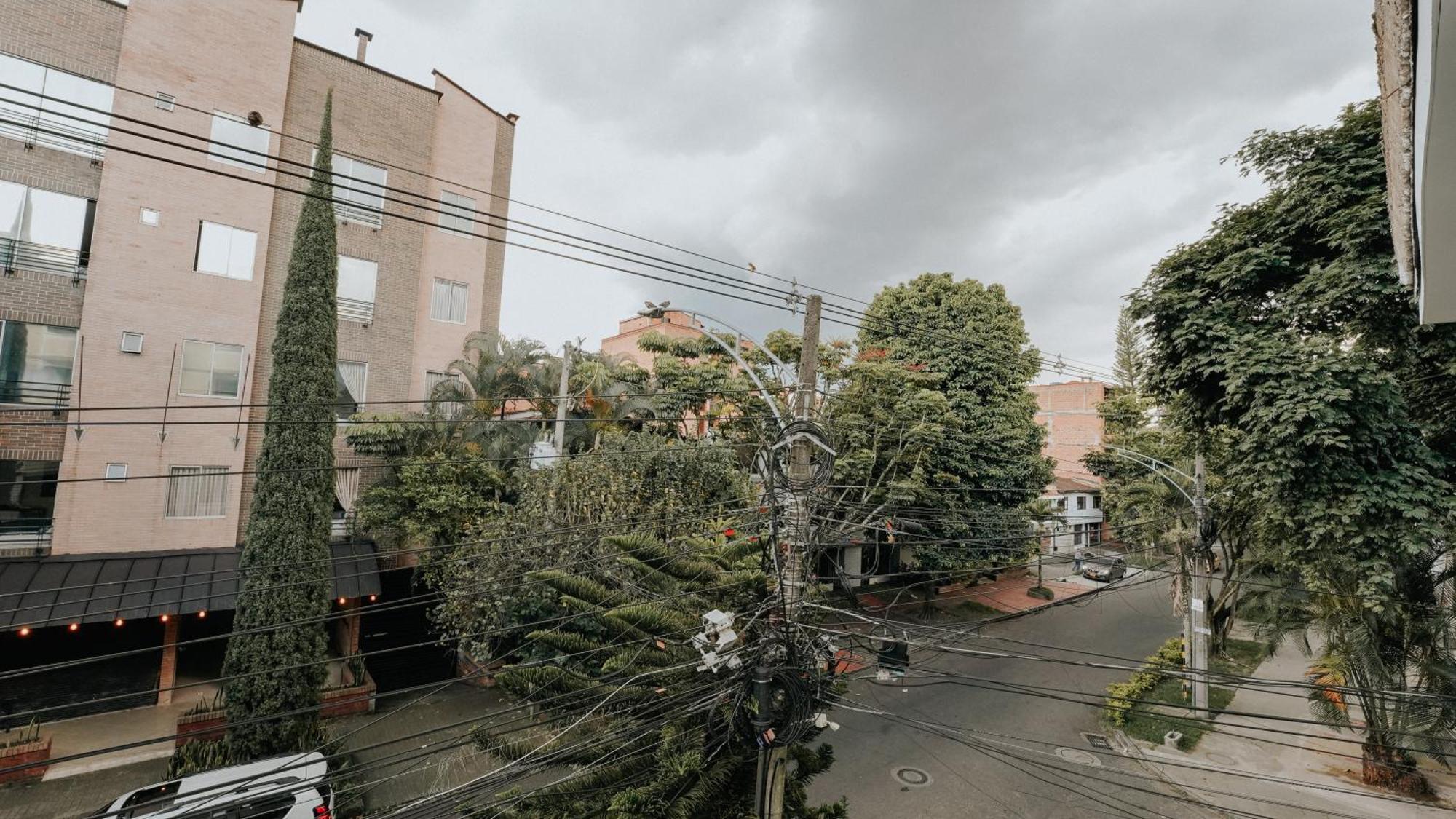Hotel Balcones Del Estadio เมเดยิน ภายนอก รูปภาพ