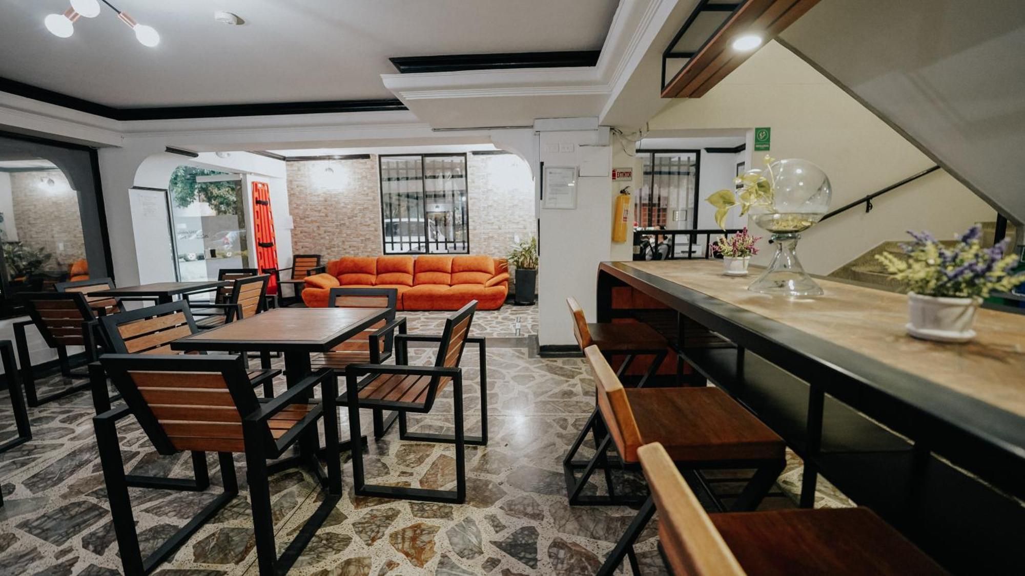 Hotel Balcones Del Estadio เมเดยิน ภายนอก รูปภาพ